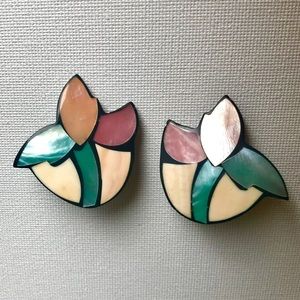 Vintage Mother of Pearl Tulip Earrings